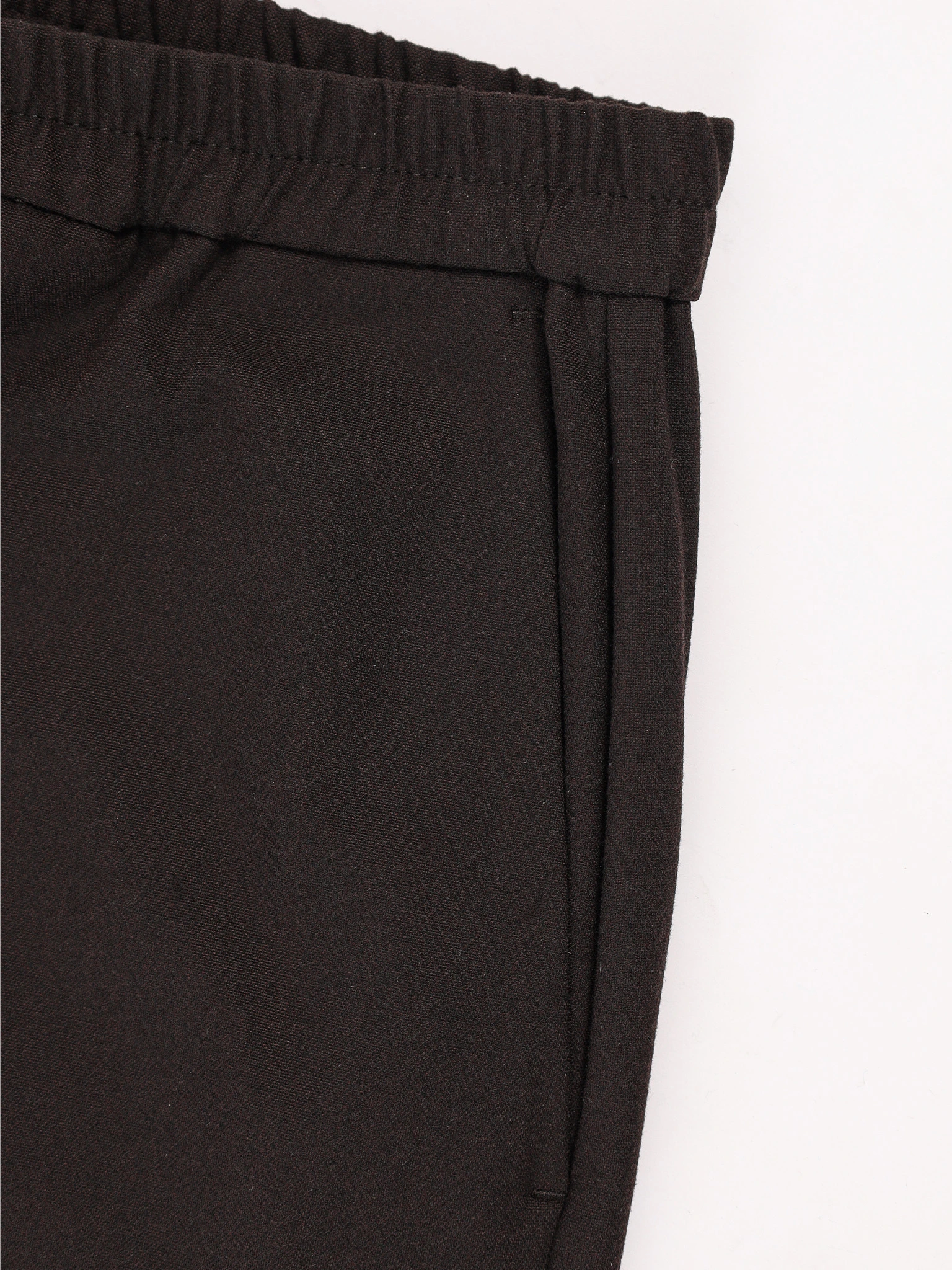 Брюки темно-коричневого цвета 